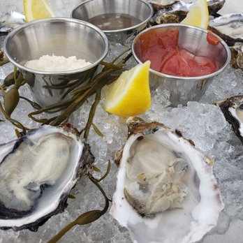 Sam's Anchor Cafe - Seafood Near Me - Tiburon, California