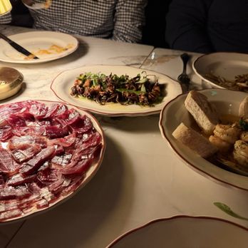 Macarena - Jamon, calamari, and not really gambas - Spanish Near Me - Palo Alto, California Macarena - Jamon, calamari, and not really gambas - Spanish Near Me - Palo Alto, California