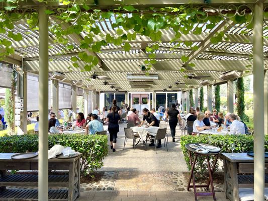 The Restaurant at Ponte by null