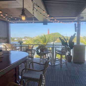 Topside at the Beacon - View of Jupiter lighthouse from Topside - Cocktail Bars Near Me - Jupiter, Florida