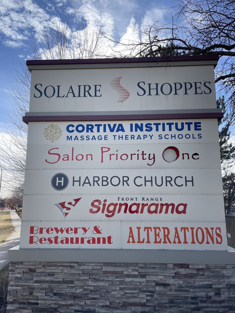Solaire Shoppes Logo