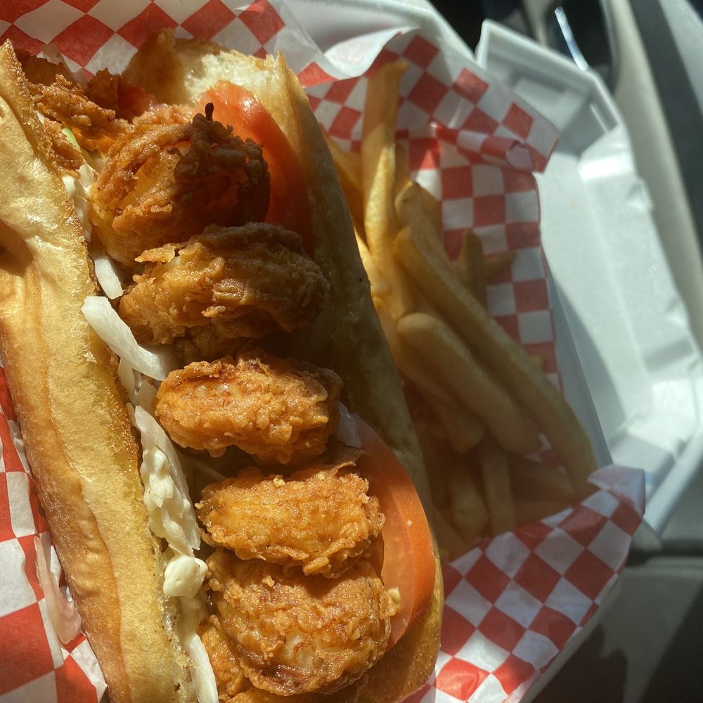 Fish Cage - Shrimp po boy - Seafood Near Me - North Las Vegas, Nevada Fish Cage - Shrimp po boy - Seafood Near Me - North Las Vegas, Nevada