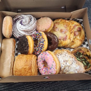 Carl’s Donuts - Donuts Near Me - Las Vegas, Nevada
