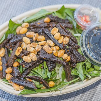 Viet Citron - Green Papaya Salad with House Beef Spleen Jerkey (Saigonese) - Vietnamese Near Me - Burlington, Massachusetts Viet Citron - Green Papaya Salad with House Beef Spleen Jerkey (Saigonese) - Vietnamese Near Me - Burlington, Massachusetts