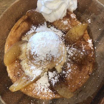 Aloha Kitchen - Apple Souffle a la Mode - Breakfast & Brunch Near Me - Honolulu, Hawaii Aloha Kitchen - Apple Souffle a la Mode - Breakfast & Brunch Near Me - Honolulu, Hawaii