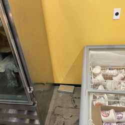 Moorenko’s Ice Cream - That silver metal box in the middle could be holding a rat or other rodent while you are picking ice cream to take home.