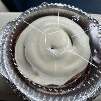61hundred Bread - Cinnamon roll. - Bakeries Near Me - Santa Ana, California