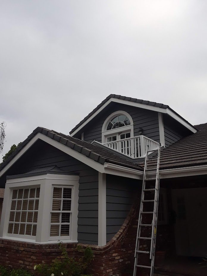 Slide of Gonzalez & Vasquez General Construction