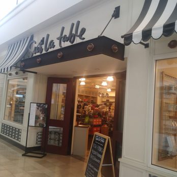 Sur La Table - Kitchen Supplies Near Me - King of Prussia, Pennsylvania