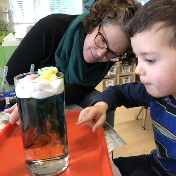 Cotati-Rohnert Park Co-Op Nursery School - Science with Miss Sherry - Preschools Near Me - Cotati, California