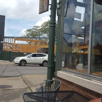 Bridgeport Coffee - Outdoor seating yayy - Coffee & Tea Near Me - Chicago, Illinois