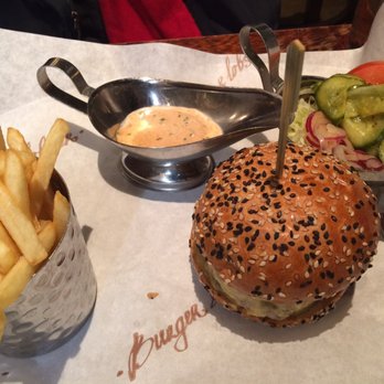 Burger & Lobster - The Mayfair with chips. So good! - American Near Me - London, XGL