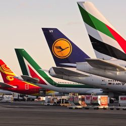 Coastal Livery Transportation Services - Coastal Livery Airport Transportation