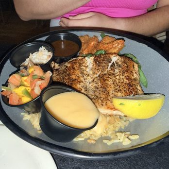 Doc's Seafood & Steaks - Mahi-mahi - Seafood Near Me - Corpus Christi, Texas