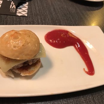 Vinitus - Tapas Bars Near Me - Barcelona, B Vinitus - Tapas Bars Near Me - Barcelona, B
