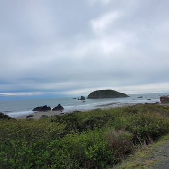 Harris Beach State Park - Parks Near Me - Brookings, Oregon Harris Beach State Park - Parks Near Me - Brookings, Oregon