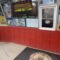 The Root Beer Stand At Indian Lake - Front of the building