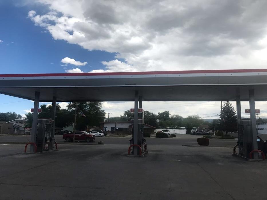 ALTA CONVENIENCE 6126 Updated April 2024 938 S Townsend Ave