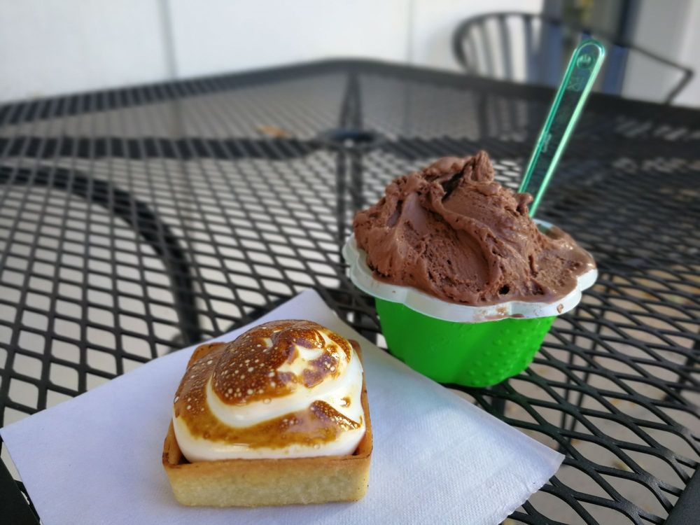 CLASSIC CAKES AND CONFECTIONS BAKERY 94 Photos & 89 Reviews