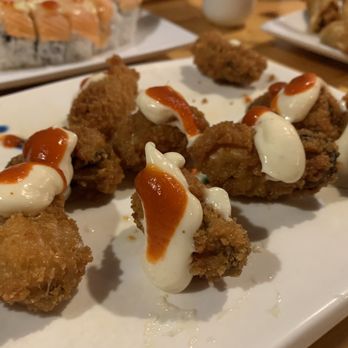 Pisces Sushi - Crunchy amazingly yummilicious appetizers! I can't remember what they are called but YUMMY! - Sushi Bars Near Me - Reno, Nevada