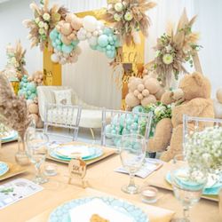 We Can Bearly Wait Baby Shower - Focal Area & Guest Table