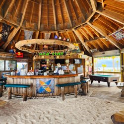 Juana's Pagodas & Sailors' Grill - Bar area