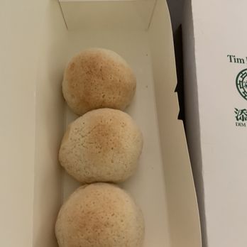 Tim Ho Wan - Baked BBQ Pork Bun 酥皮焗叉燒包 - Dim Sum Near Me - Irvine, California Tim Ho Wan - Baked BBQ Pork Bun 酥皮焗叉燒包 - Dim Sum Near Me - Irvine, California