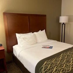 Comfort Inn Douglasville - Atlanta West - very clean basic room.