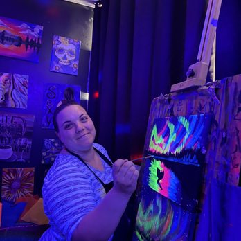 RobyArtsy Studio - Robyn the owner - Art Classes Near Me - Davie, Florida RobyArtsy Studio - Robyn the owner - Art Classes Near Me - Davie, Florida
