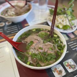 Pho Hoa Noodle Soup - Pho tai