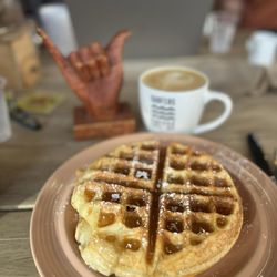 Surfers Coffee - Mochi Waffle and Latte