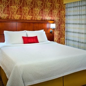 Courtyard by Marriott Mt. Laurel Cherry Hill - Hotels Near Me - Mount Laurel, New Jersey Courtyard by Marriott Mt. Laurel Cherry Hill - Hotels Near Me - Mount Laurel, New Jersey