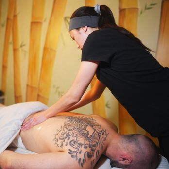 Live Fit Spa - Your muscles store tension and stress. Your emotions influence nerves, nerves influence muscles--we can incite relaxation through massage - Day Spas Near Me - San Francisco, California Live Fit Spa - Your muscles store tension and stress. Your emotions influence nerves, nerves influence muscles--we can incite relaxation through massage - Day Spas Near Me - San Francisco, California