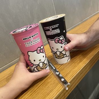 Tiger Sugar - Strawberry Mochi - Bubble Tea Near Me - New York, New York Tiger Sugar - Strawberry Mochi - Bubble Tea Near Me - New York, New York