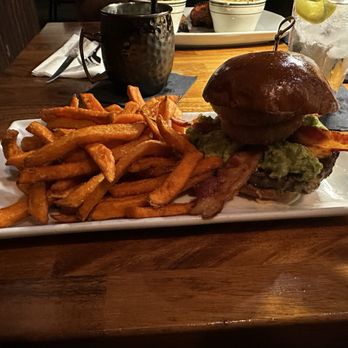 Steve's BBQ - Guac Burger with Sweet Potato Fries - Barbeque Near Me - Whittier, California Steve's BBQ - Guac Burger with Sweet Potato Fries - Barbeque Near Me - Whittier, California