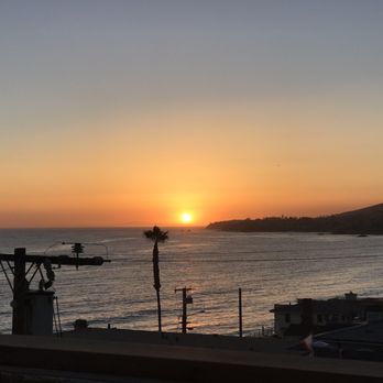 The Rooftop Lounge - View from the rooftop - Lounges Near Me - Laguna Beach, California The Rooftop Lounge - View from the rooftop - Lounges Near Me - Laguna Beach, California