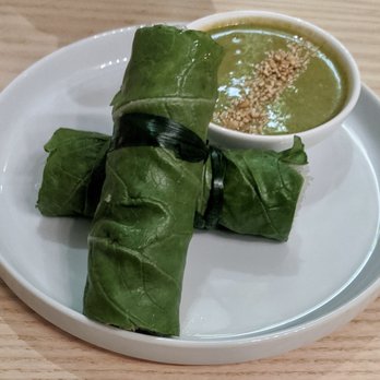 Di An Di - CUỐN DIẾP CHAY: Baby Mustard Green Rolls - Vietnamese Near Me - Brooklyn, New York Di An Di - CUỐN DIẾP CHAY: Baby Mustard Green Rolls - Vietnamese Near Me - Brooklyn, New York