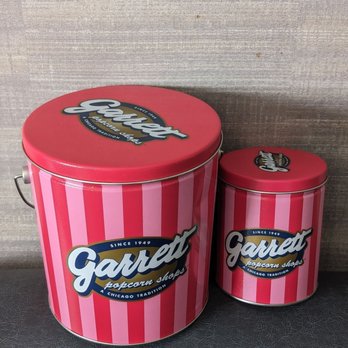 Garrett Popcorn Shops - Pretty tins - Popcorn Shops Near Me - Chicago, Illinois