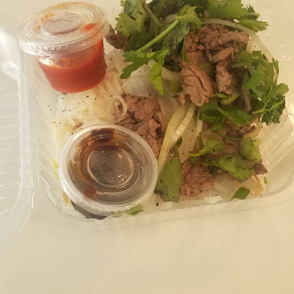 Fresh Rolls - About 5 piddly pieces of tough beef and a handful of noodles - Vietnamese Near Me - Gig Harbor, Washington