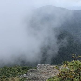 Craggy Gardens - View from the top - Hiking Near Me - Black Mountain, North Carolina