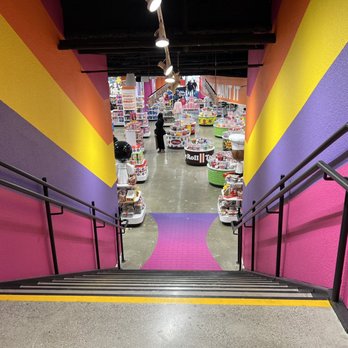 IT'SUGAR - Candy Stores Near Me - San Francisco, California IT'SUGAR - Candy Stores Near Me - San Francisco, California