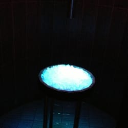 Post Hotel Weggis - The ice machine.