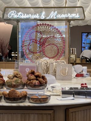 Pierre Hermé by null