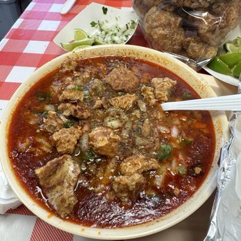 Carnitas Quiroga - Menudo with onions, cilantro, lime, and oregano. - Mexican Near Me - Fontana, California Carnitas Quiroga - Menudo with onions, cilantro, lime, and oregano. - Mexican Near Me - Fontana, California