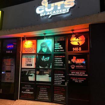 Cuts DJ Academy - The outside of Cuts DJ Academy in Pacific Beach. - Specialty Schools Near Me - San Diego, California Cuts DJ Academy - The outside of Cuts DJ Academy in Pacific Beach. - Specialty Schools Near Me - San Diego, California