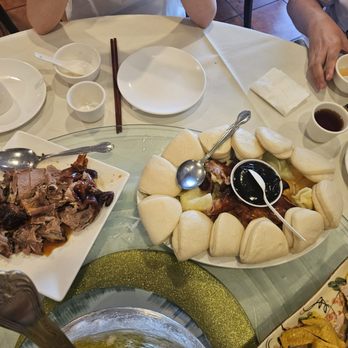 Mr. Chopsticks Seafood Restaurant - Peking Duck with steam buns - Chinese Near Me - El Monte, California