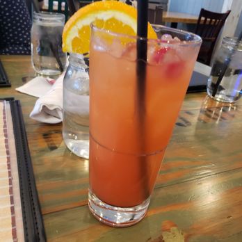Mad Cow Grill - Thirsty Cow Rum Punch - American Near Me - Laurel, Maryland