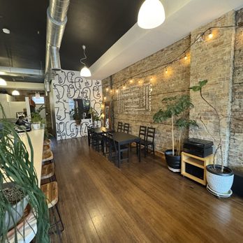 Shake Party Chicago - Seating - Vitamins & Supplements Near Me - Chicago, Illinois