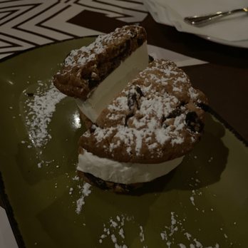 Pera Soho - Cookie sandwich ice cream - Mediterranean Near Me - New York, New York Pera Soho - Cookie sandwich ice cream - Mediterranean Near Me - New York, New York