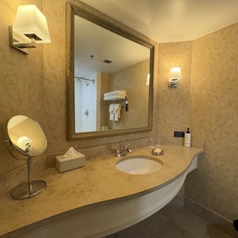 Rimrock Resort Hotel - Hotels Near Me - Banff, Alberta Rimrock Resort Hotel - Hotels Near Me - Banff, Alberta